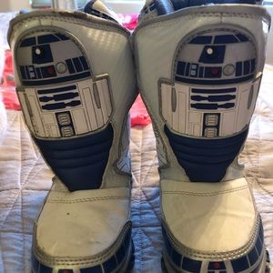 R2D2 Light up snow boots size 9